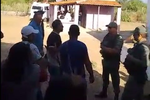 Índios Pipipan Terra e Água do município da Serra Negra em Floresta ocupam escola reivindicando mudança de coordenação; assista