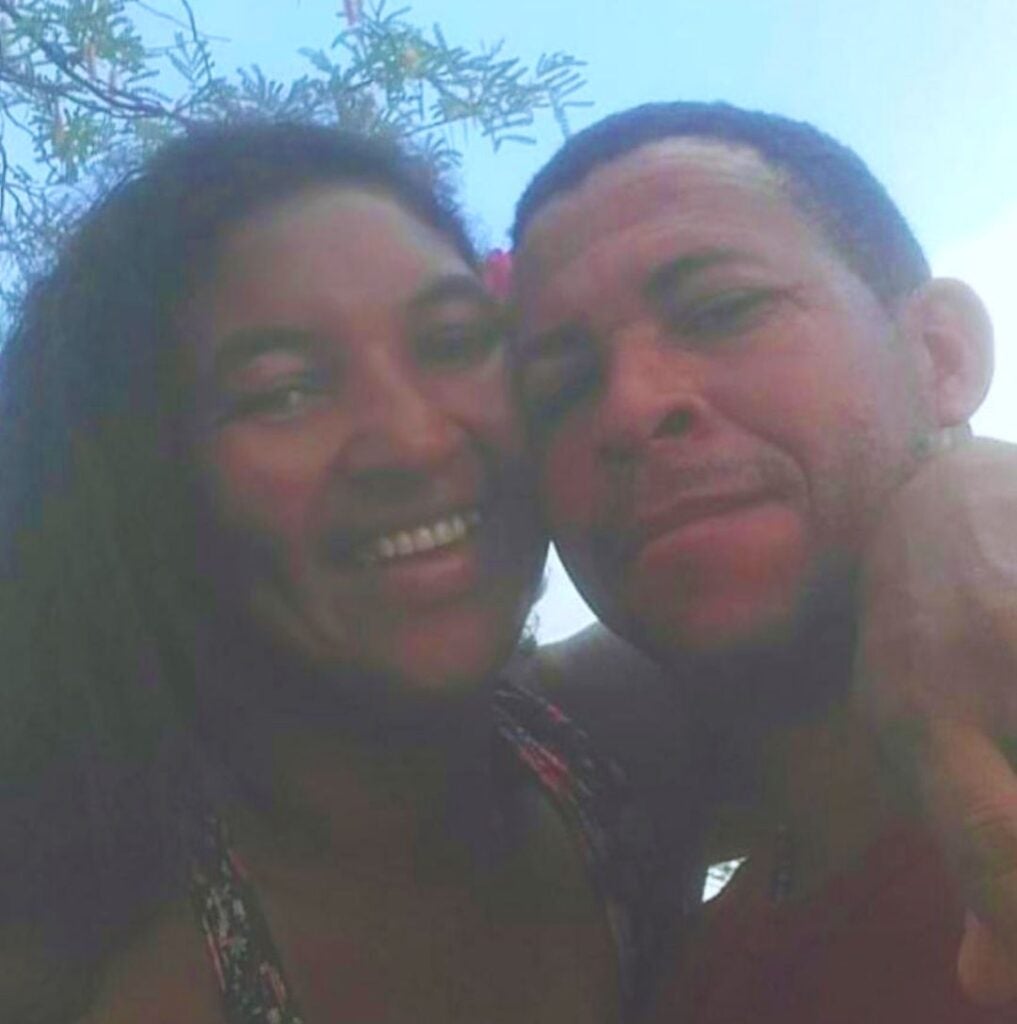 Petrolândia: Aniversariante do dia, Erilene Oliveira recebe homenagem do seu esposo Roberto da Prestação