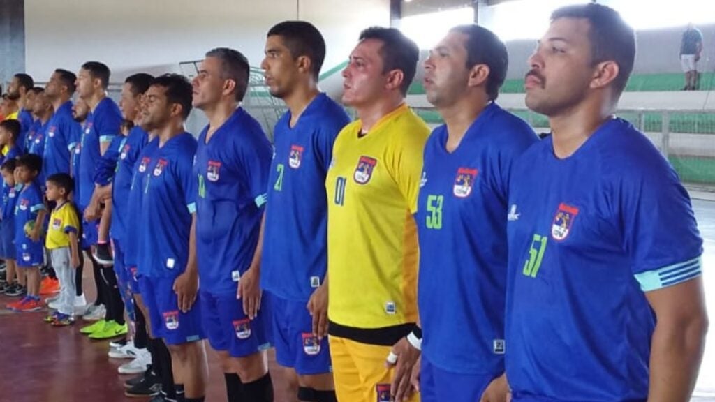 Quartas de finais da 1ª Copa Dinter II de Futsal: Equipes da 4ª CIPM de Petrolândia e do 5° BPM de Petrolina se enfrentam amanhã (29) a partir das 15h em jogo emocionante no Ginásio de Esportes de Petrolândia Quartas de finais da 1ª Copa Dinter II de Futsal: Equipes da 4ª CIPM de Petrolândia e do 5° BPM de Petrolina se enfrentam amanhã (29) a partir das 15h em jogo emocionante no Ginásio de Esportes de Petrolândia