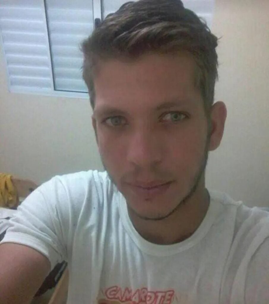 Pai é suspeito de matar filho de 21 anos a facadas, no Agreste de PE Pai é suspeito de matar filho de 21 anos a facadas, no Agreste de PE