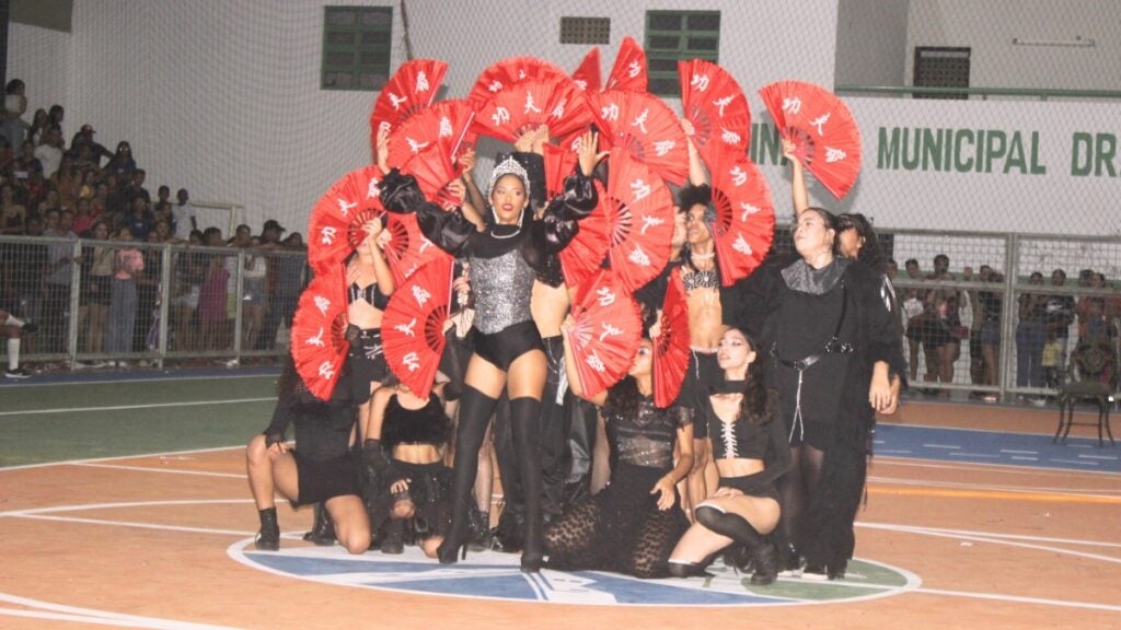 Abertura dos Jogos Escolares 2023 em Petrolândia-PE, reúne grande público e destaca a importância do esporte na educação; veja fotos e vídeo