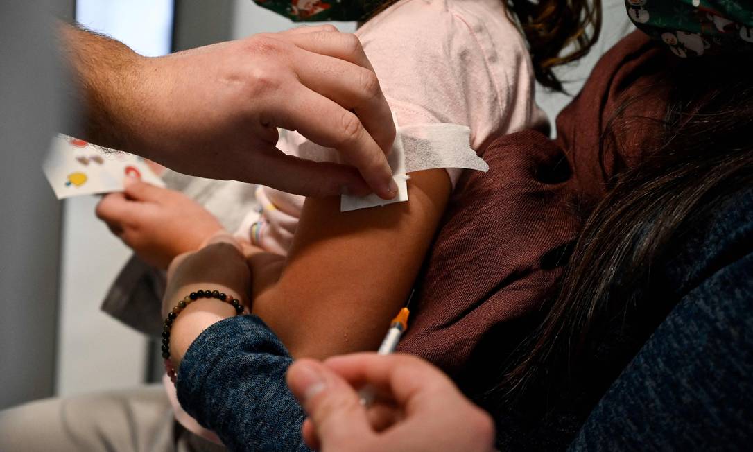 Anvisa vai liberar vacina da Pfizer contra a Covid-19 para crianças de 5 a 11 anos