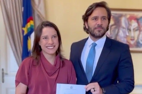 Raquel Lyra assina nomeação de Rodrigo Novaes para o TCE-PE