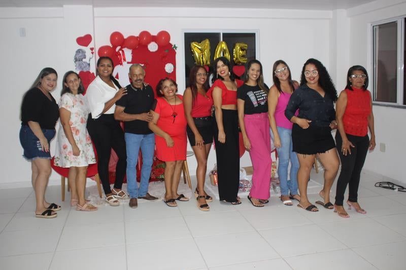 Petrolândia: Evento em homenagem às mães no Residencial Dr. Francisco Simões de Lima é marcado por alegria e emoção; fotos e vídeo