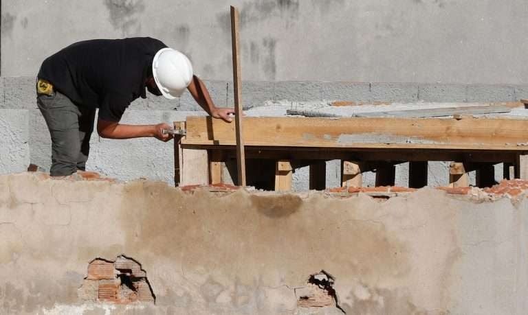 Governo federal retoma 3,5 mil obras paralisadas ou inacabadas em escolas Governo federal retoma 3,5 mil obras paralisadas ou inacabadas em escolas