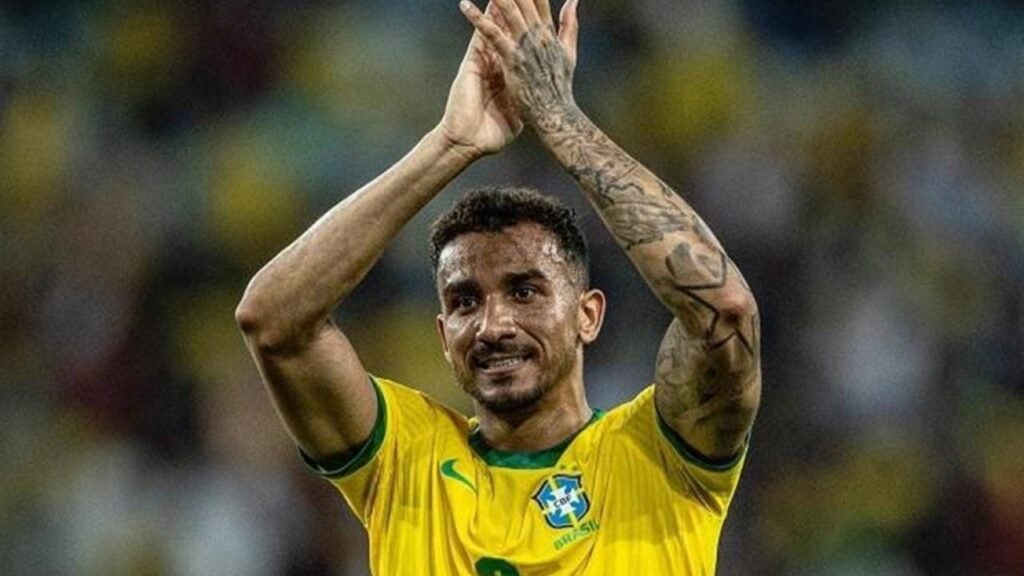 Novo técnico da Seleção: Jogador Danilo partilha as suas expectativas para o próximo comandante do time Novo técnico da Seleção: Jogador Danilo partilha as suas expectativas para o próximo comandante do time