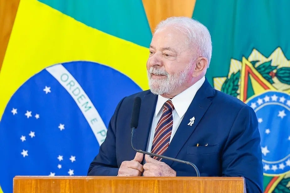 Lula estreia live na manhã desta terça-feira (13) para divulgar realizações do governo