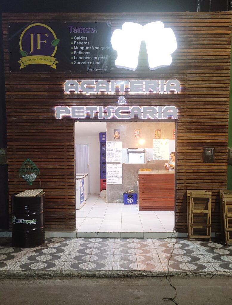 Inauguração da JF – Açaiteria & Petiscaria agita a noite de Petrolândia-PE, com muito forró e sabores irresistíveis