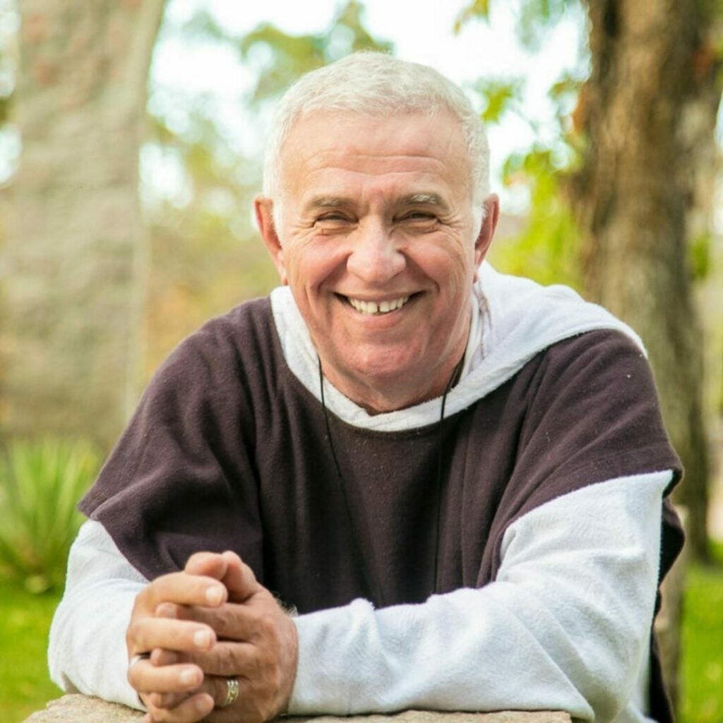 Líder da Fundação Terra, Padre Airton, é preso em Pernambuco sob acusações de estupro