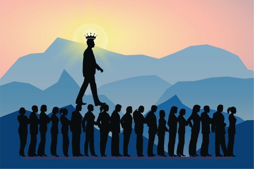 Narcisismo Político: A Excessiva Autoadmiração e Falta de Empatia nos Líderes Contemporâneos