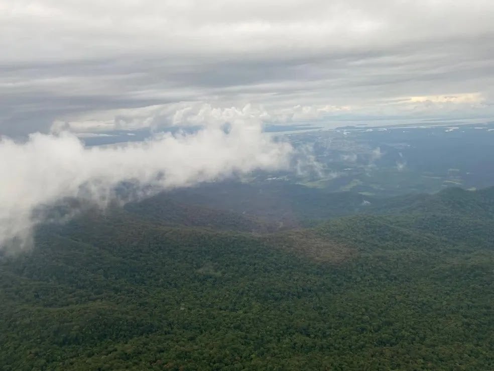 Avião desaparece em área de serra da Mata Atlântica no Paraná, e PM inicia buscas por passageiros