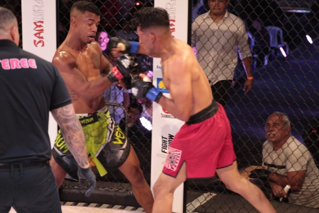 ‘Brendaw Gladiador’ lutador de MMA de Petrolândia agradece à todos pela torcida na sua última luta no Distrito Federal ‘Brendaw Gladiador’ lutador de MMA de Petrolândia agradece à todos pela torcida na sua última luta no Distrito Federal