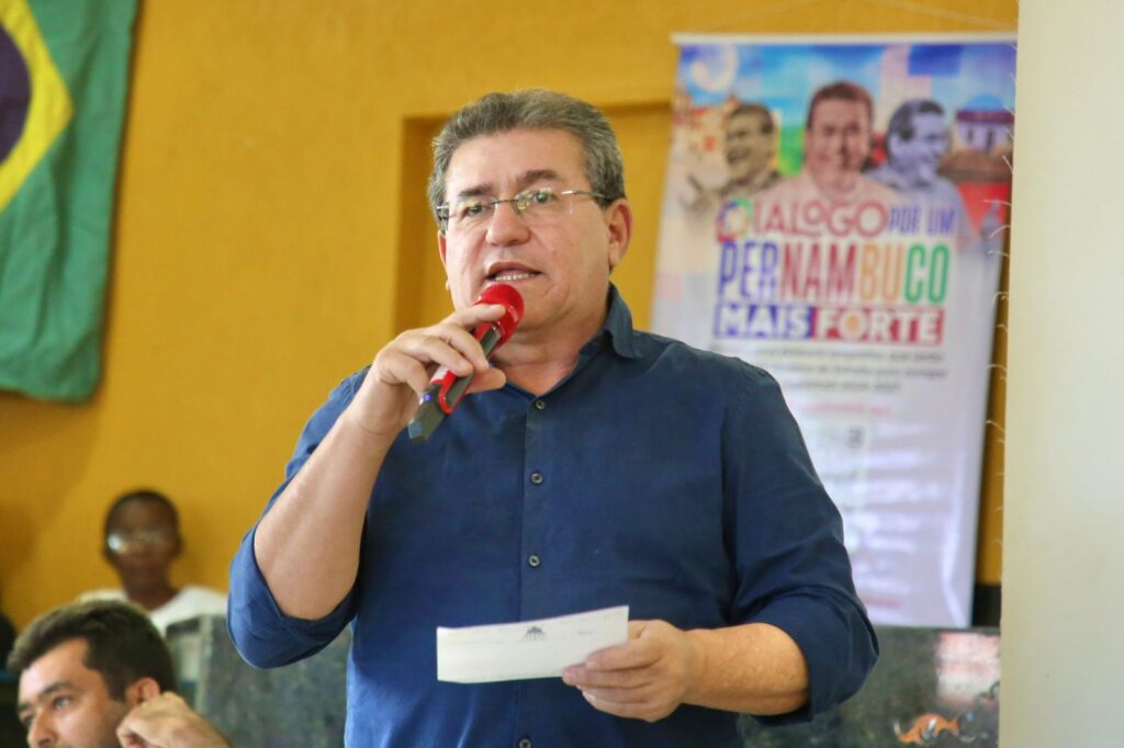 Luciano Duque apresenta os resultados do Diálogo por um Pernambuco Mais Forte em Serra Talhada