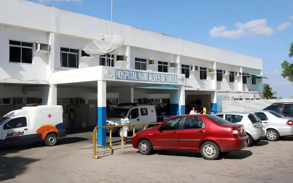 Homem é preso em sala de emergência do HNAS em Paulo Afonso após ameaçar companheira de morte