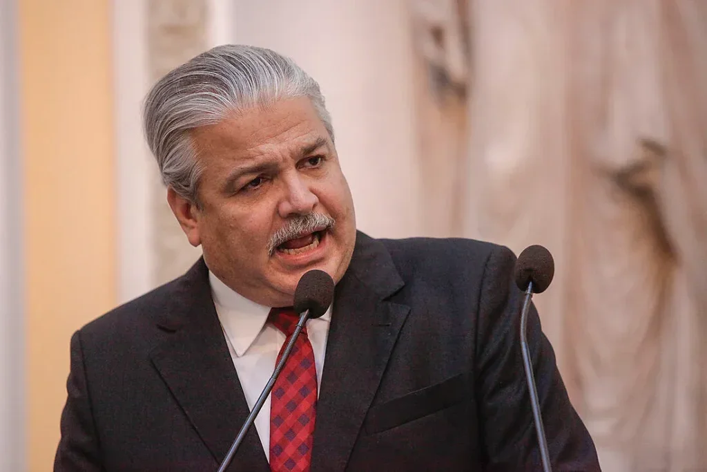 Médico e ex-secretário de Saúde de Pernambuco, Antônio Carlos Figueira morre aos 63 anos