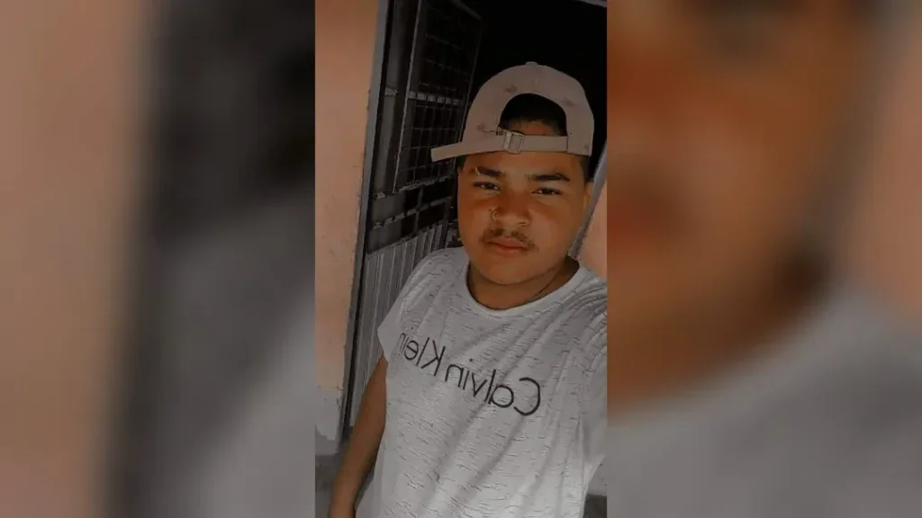 Mais um homicídio em Paulo Afonso: jovem de 22 anos é morto a tiros no Balneário Prainha Mais um homicídio em Paulo Afonso: jovem de 22 anos é morto a tiros no Balneário Prainha