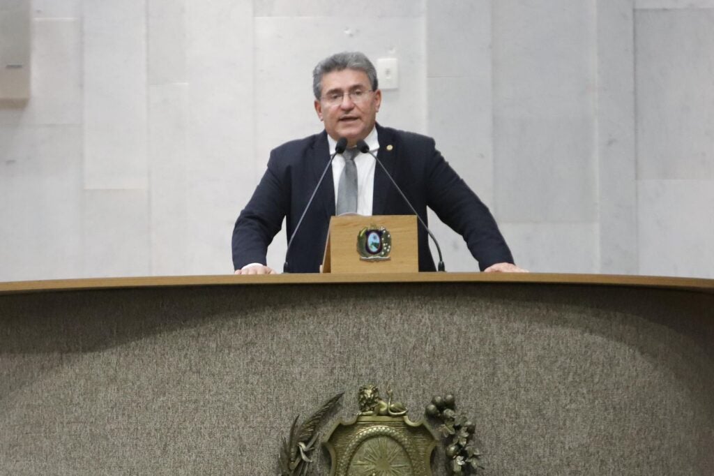 Duque comemora a implantação de pacote de incentivos fiscais para produção de leite no estado Duque comemora a implantação de pacote de incentivos fiscais para produção de leite no estado