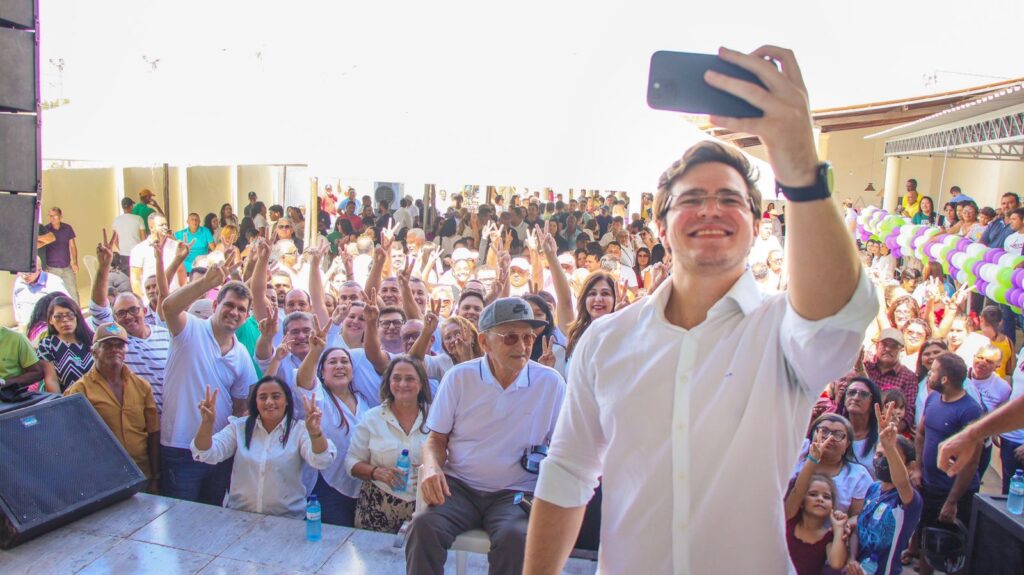 Duque lança seu filho Miguel à prefeitura de Serra Talhada