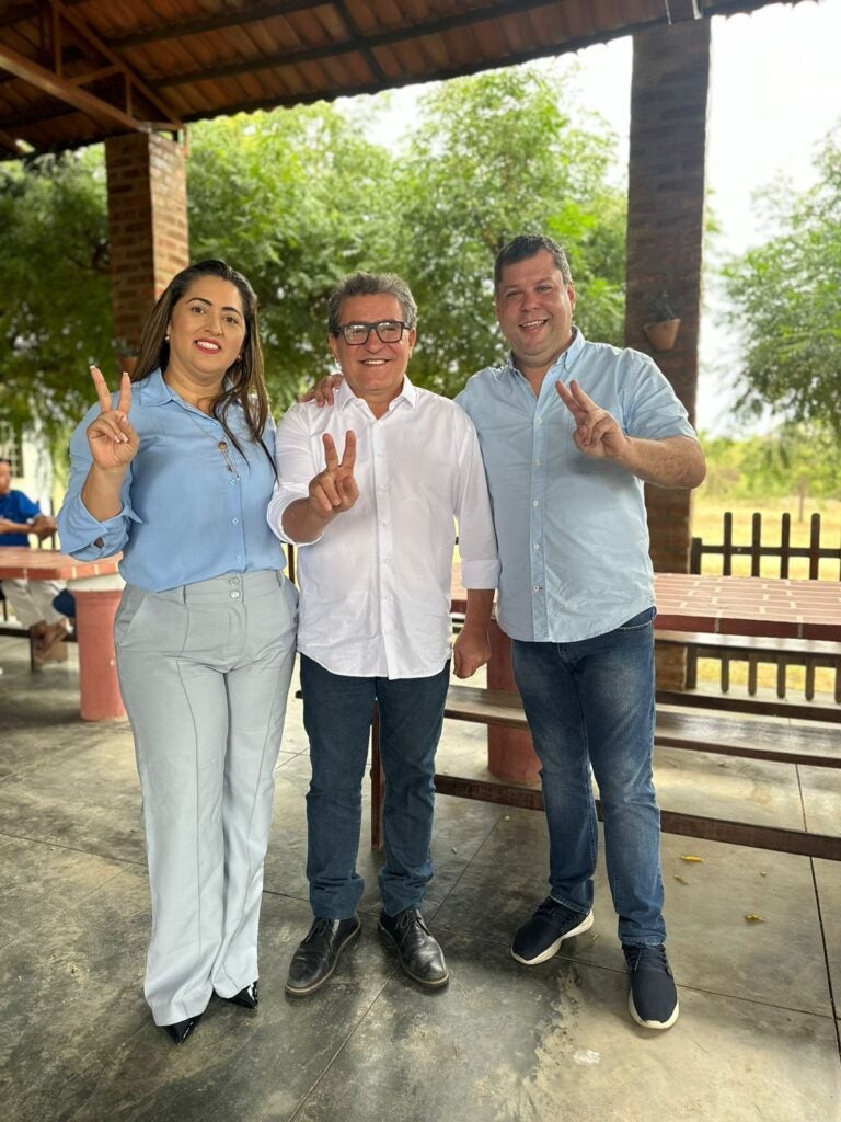 Duque declara apoio a professora Alcineide e Argemiro Jr. em Ingazeira