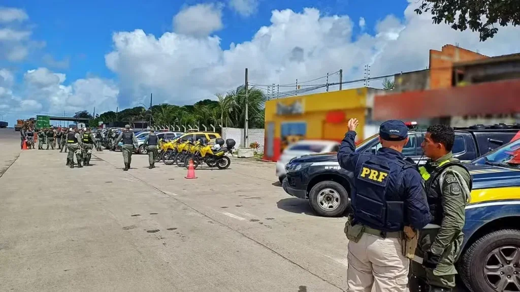 Foragido da Justiça de Paulo Afonso é capturado em ônibus de torcedores com destino à Arena de Pernambuco