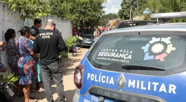 Mesmo com quatro meses em queda, Pernambuco segue em 3º entre estados com mais mortes no País Mesmo com quatro meses em queda, Pernambuco segue em 3º entre estados com mais mortes no País