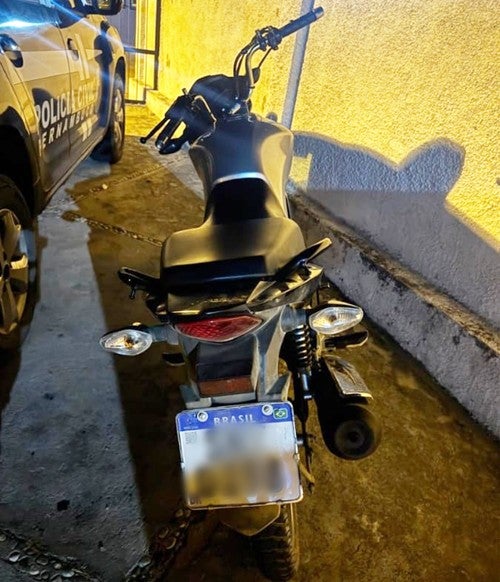 Menor é flagrado conduzindo motocicleta em Petrolândia; proprietário e responsável são autuados