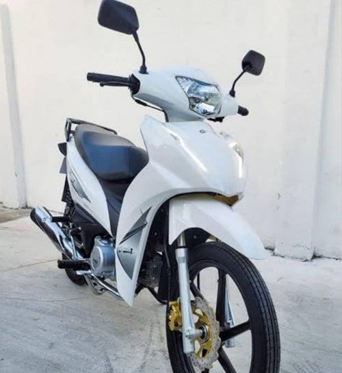 Mulher sem CNH é flagranteada por direção perigosa em Petrolândia-PE