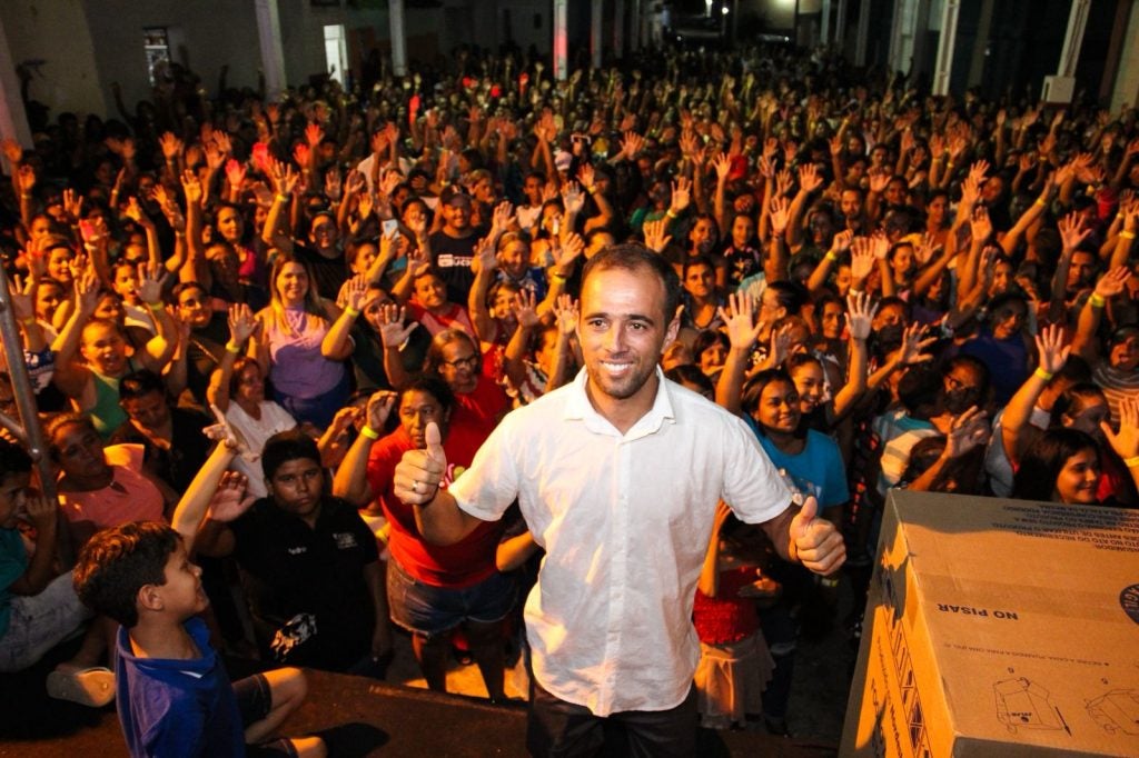 Presidente da Câmara de Tacaratu doa salário para realizar festival de prêmios em homenagem às mães