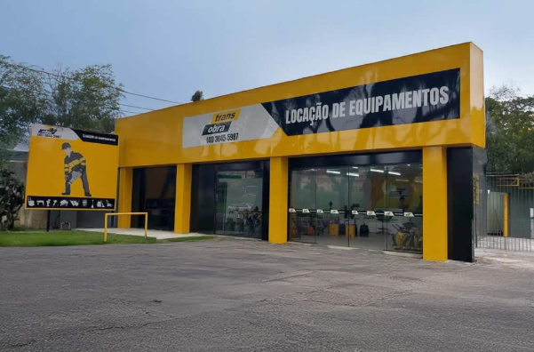 Como a franquia Trans Obra garante a satisfação de seus clientes?