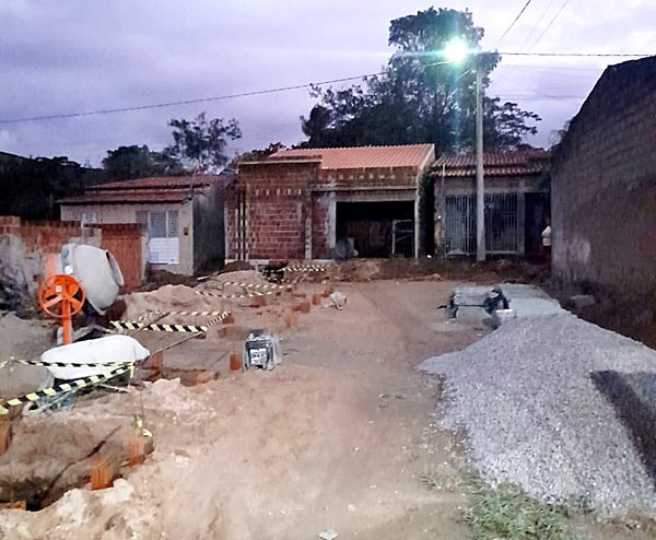 Moradores da Vila Agnelo Bentinho denunciam possível fechamento da entrada principal e pedem apoio do Prefeito de Tacaratu-PE