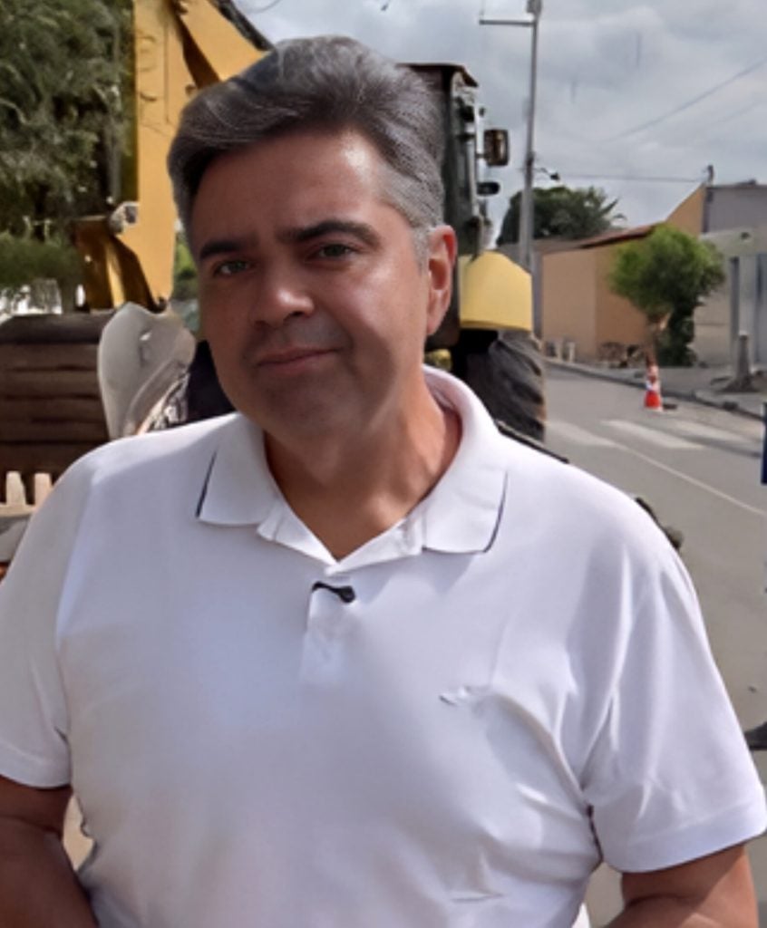 Prefeito Fabiano Marques desabafa sobre novo vazamento na tubulação da Compesa e denuncia abandono por parte do Governo do Estado