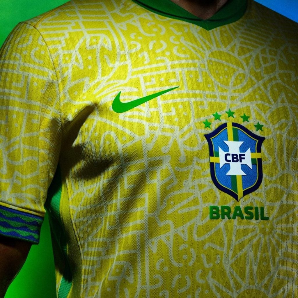Camisa de Time e Camisa do Brasil: O Uniforme da Paixão Nacional