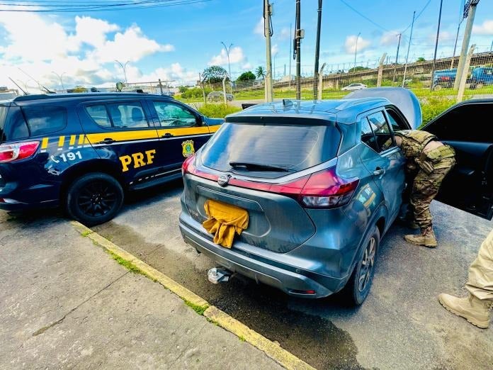 PRF recupera quatro veículos com queixas de furto e adulteração em cidades de Pernambuco PRF recupera quatro veículos com queixas de furto e adulteração em cidades de Pernambuco
