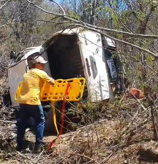 Tragédia: Acidente deixa mortos na PE-425, entre Carnaubeira da Penha e Mirandiba Tragédia: Acidente deixa mortos na PE-425, entre Carnaubeira da Penha e Mirandiba