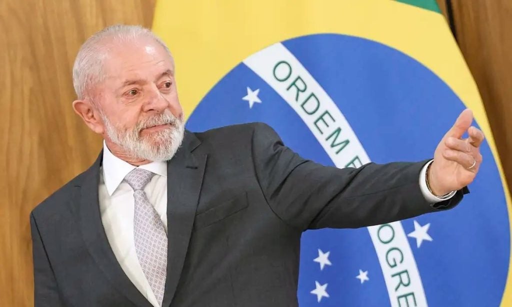 Lula articula estratégia para eleger mais senadores e deputados da base em 2026