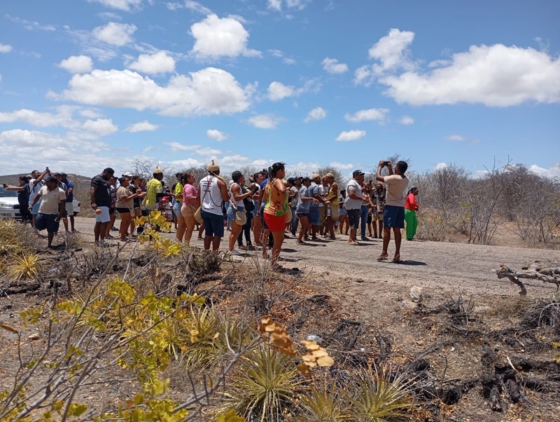 Polícia Militar atua em manifestação de indígenas Pankará na zona rural de Itacuruba