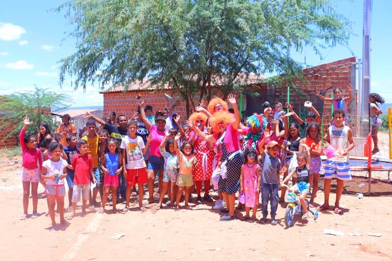 18ª edição da Festa do Dia das Crianças de Alba do Peixe leva alegria e solidariedade ao Bairro Novo Horizonte, em Petrolândia 18ª edição da Festa do Dia das Crianças de Alba do Peixe leva alegria e solidariedade ao Bairro Novo Horizonte, em Petrolândia