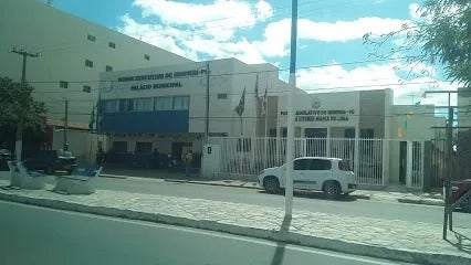 Prefeitura de Ibimirim cria novos cargos e sinaliza possível novo concurso público Prefeitura de Ibimirim cria novos cargos e sinaliza possível novo concurso público