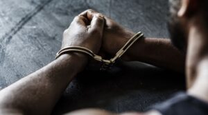 Polícia Militar e Polícia Civil cumprem mandado de prisão durante operação em Caraibeiras, distrito de Tacaratu Polícia Militar e Polícia Civil cumprem mandado de prisão durante operação em Caraibeiras, distrito de Tacaratu