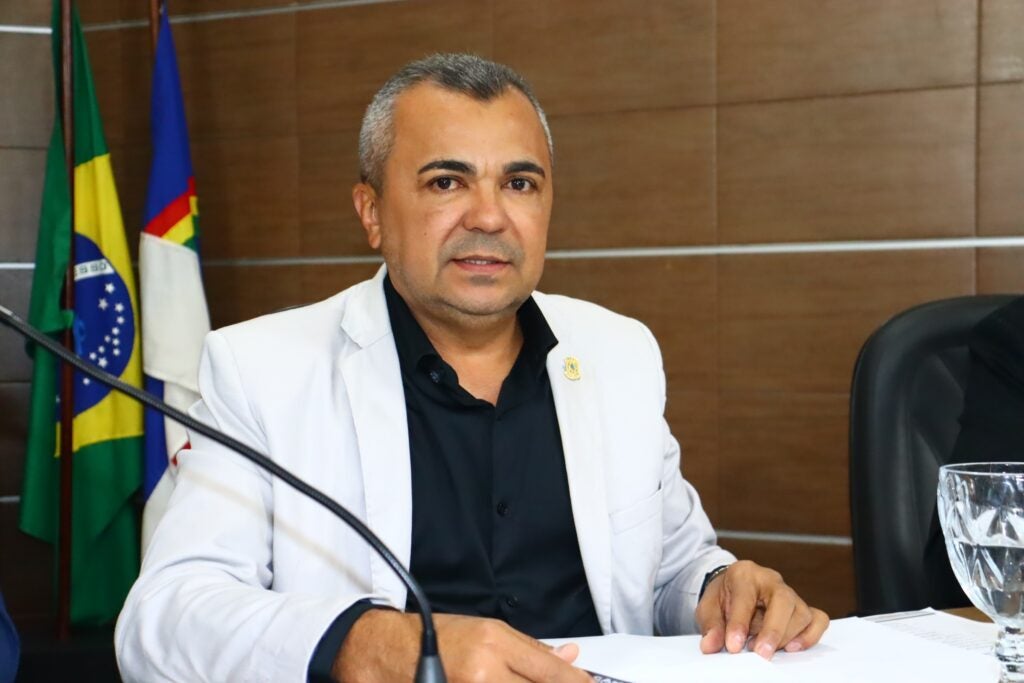 Presidente da Câmara de Petrolândia emite Nota de Repúdio após declarações de ex-deputado durante sepultamento de Samyr Oliveira