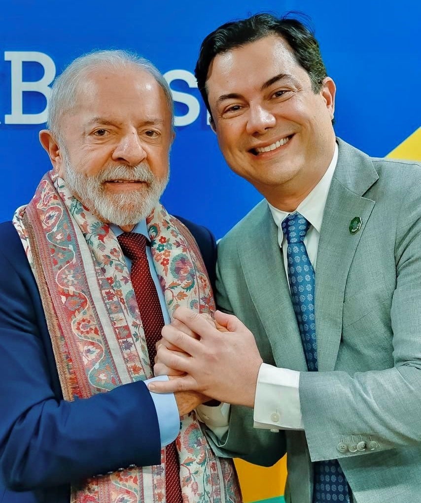 Direto da Índia: Clodoaldo Magalhães integra comitiva presidencial e articula tecnologia para a saúde brasileira