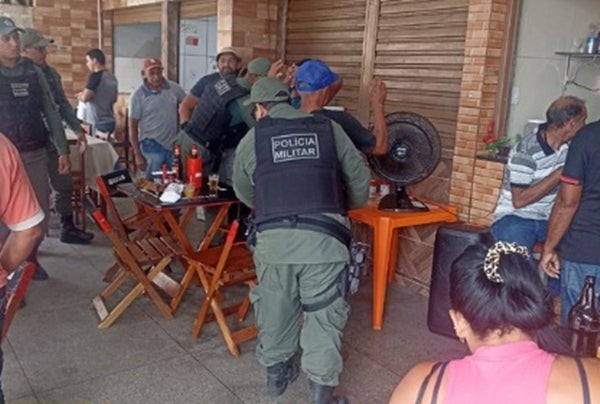 4ª CIPM realiza Operação Feira Livre com apoio da Guarda Municipal em Petrolândia