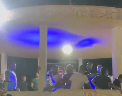 Vídeo que circula nas redes mostra prefeito de Tacaratu envolvido em agressão durante evento esportivo