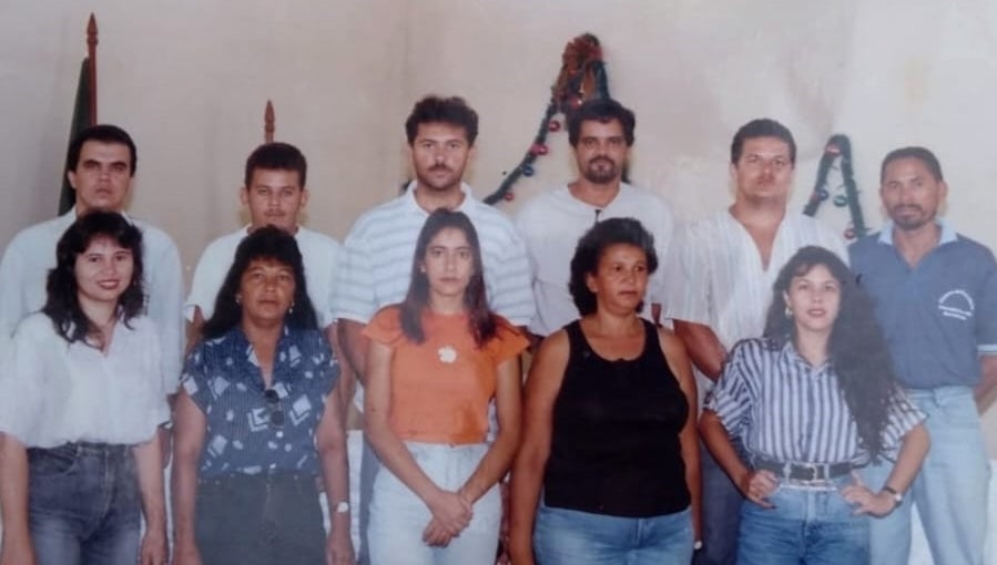 Vereador Jadinho da Clínica homenageia servidores pelos 32 anos de dedicação à Câmara de Petrolândia