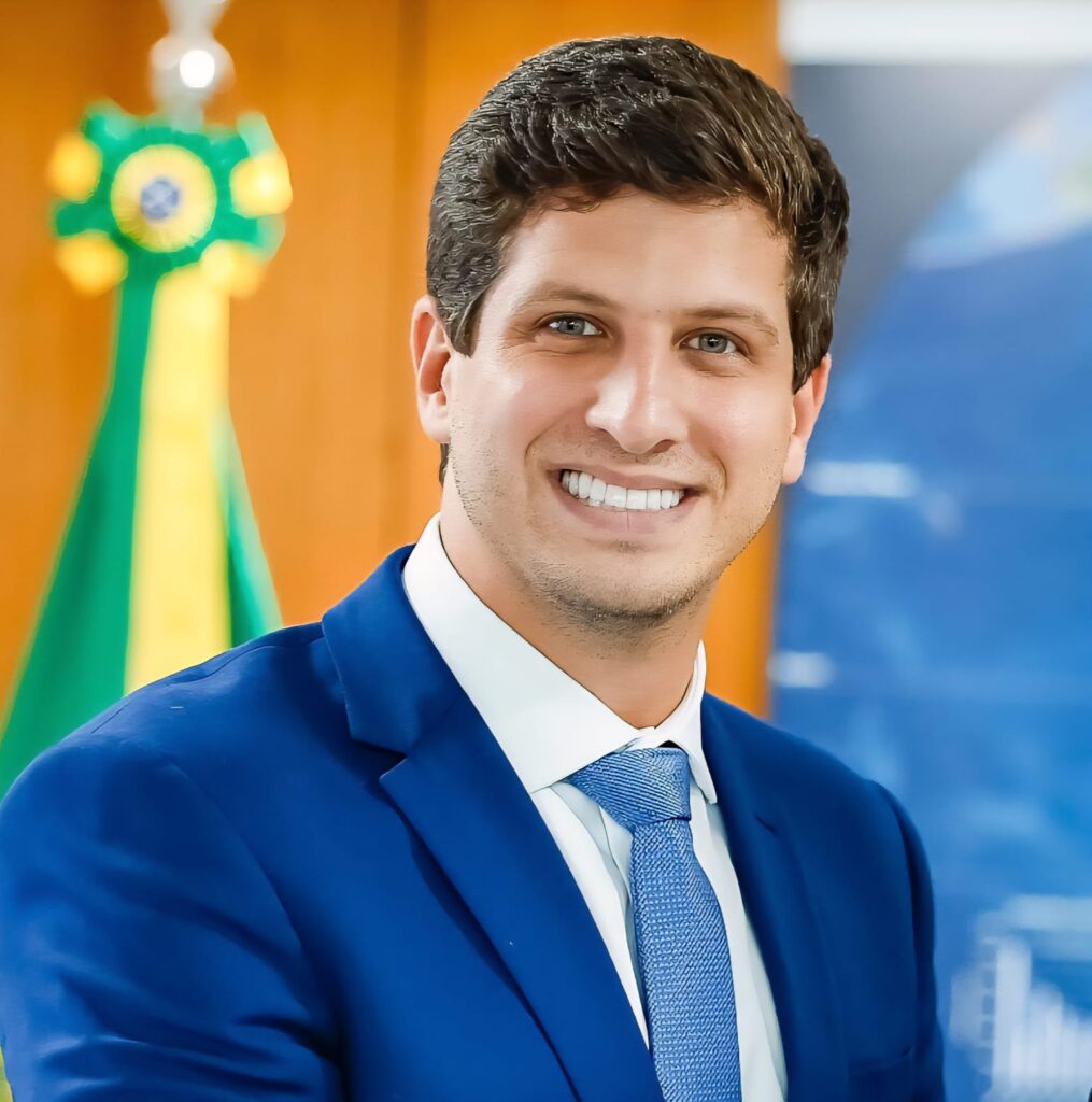 João Campos impõe ritmo, dá nó político em Raquel Lyra em sua estreia no cenário estadual