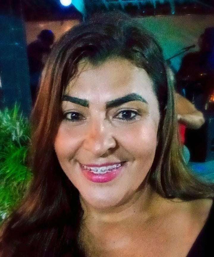 Cláudia Jesus celebra mais um ano de vida e recebe homenagens em Petrolândia nesta quinta-feira (19)