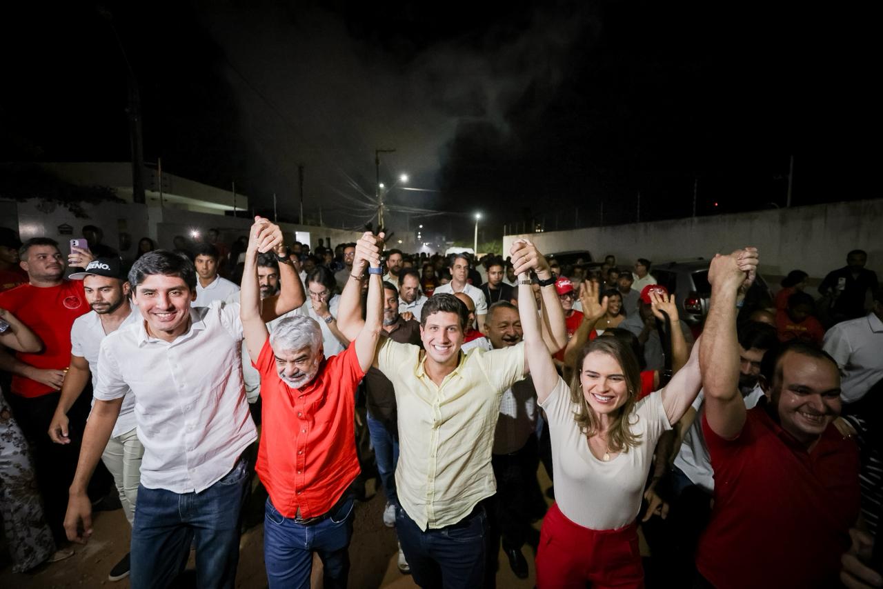 João Campos mobiliza multidão em Serra Talhada e defende pautas prioritárias para o Pajeú