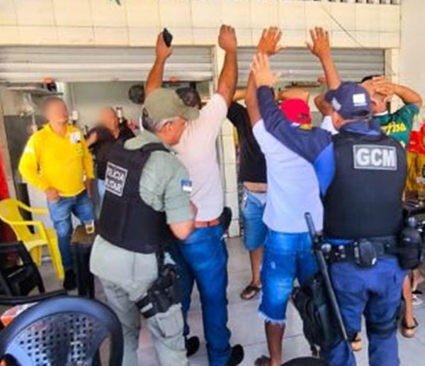 Polícia Militar realiza Operação Feira Livre e reforça segurança no Mercado Público de Petrolândia
