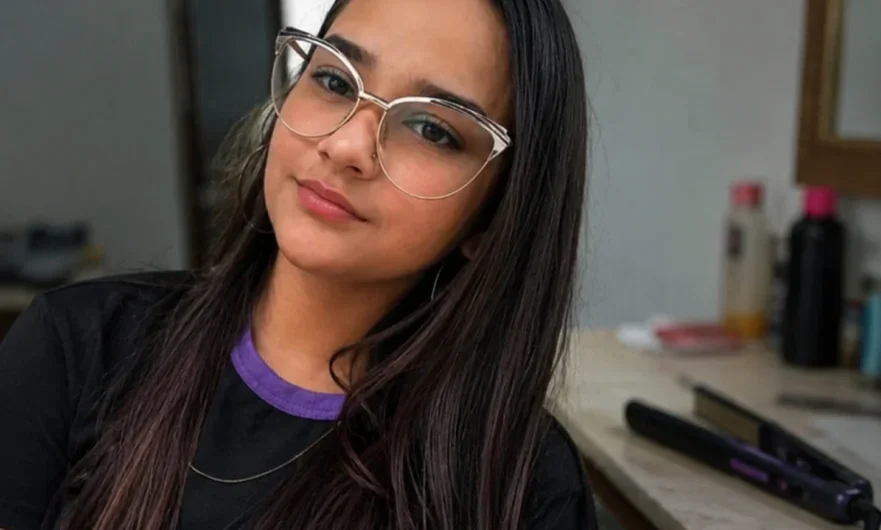 Adolescente morre após sofrer choque elétrico enquanto fazia chapinha