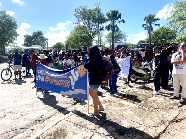 INDIGENAS – 01